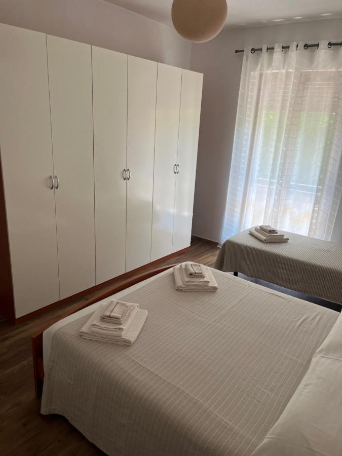 Appartamento Mela Ad Alba, Cuore Delle Langhe Exterior photo